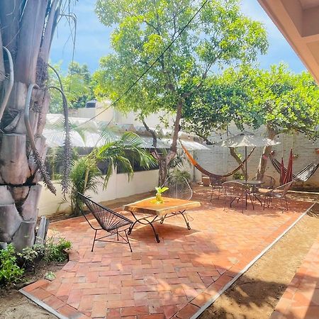 Casa Sixta A 7Min Del Aeropuerto Internacional Pmx Y 2 Cuadras Terminal Autob Ado Hotel Puerto Escondido  Luaran gambar