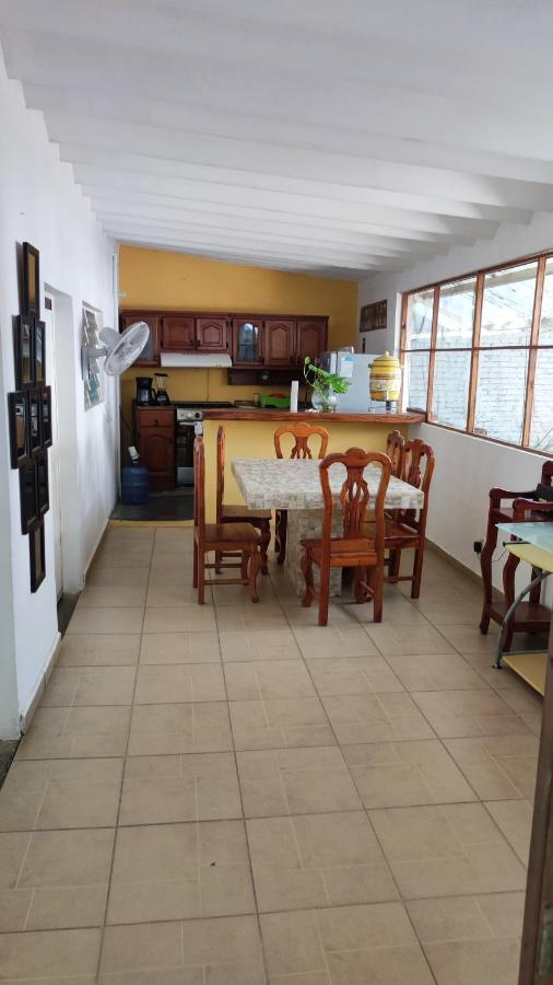 Casa Sixta A 7Min Del Aeropuerto Internacional Pmx Y 2 Cuadras Terminal Autob Ado Hotel Puerto Escondido  Luaran gambar