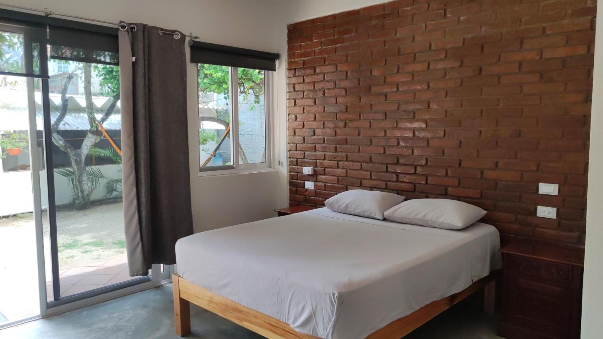 Casa Sixta A 7Min Del Aeropuerto Internacional Pmx Y 2 Cuadras Terminal Autob Ado Hotel Puerto Escondido  Luaran gambar