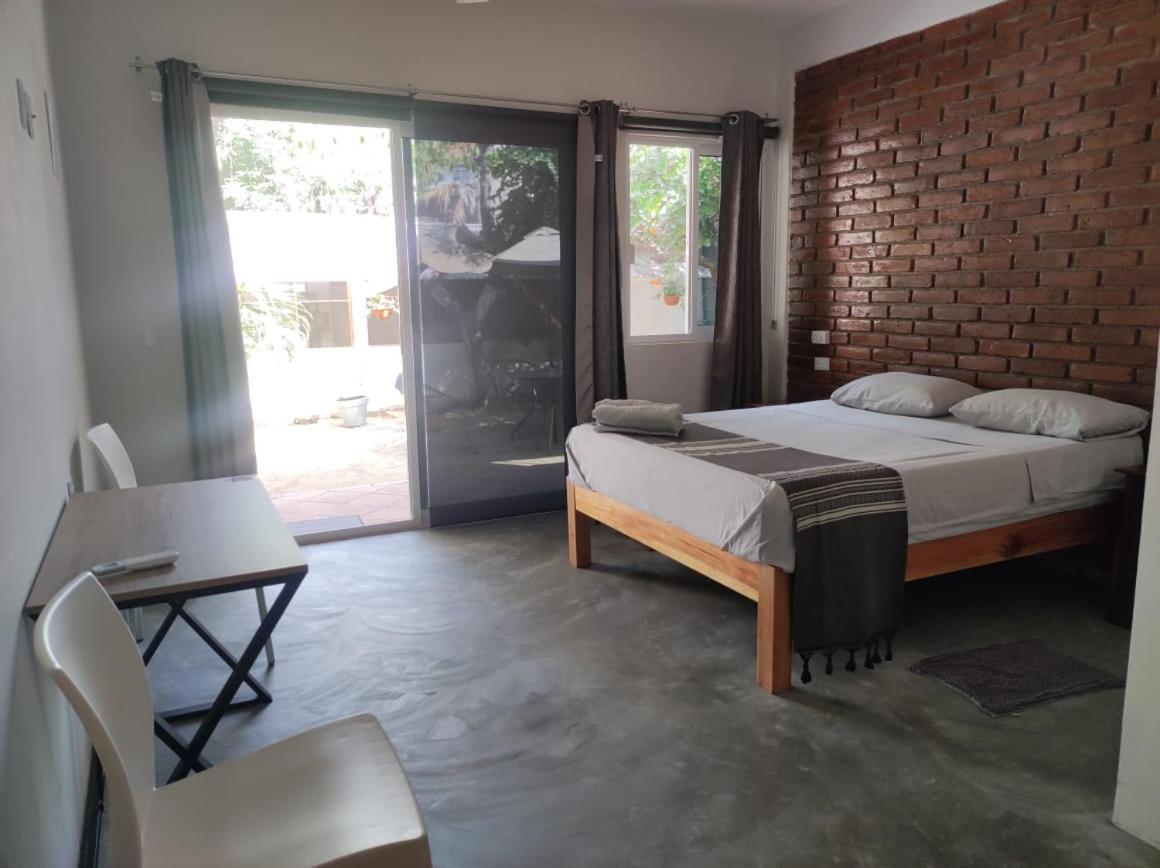 Casa Sixta A 7Min Del Aeropuerto Internacional Pmx Y 2 Cuadras Terminal Autob Ado Hotel Puerto Escondido  Luaran gambar