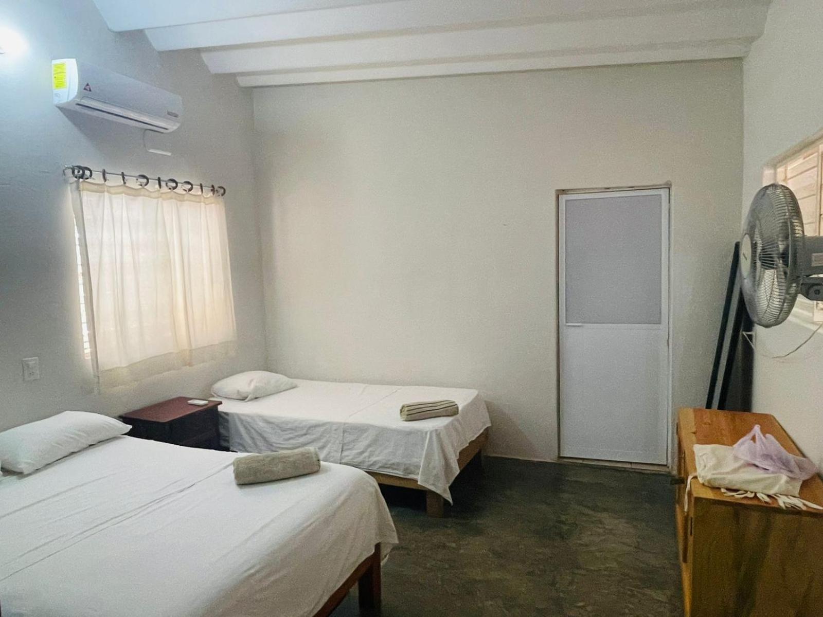 Casa Sixta A 7Min Del Aeropuerto Internacional Pmx Y 2 Cuadras Terminal Autob Ado Hotel Puerto Escondido  Luaran gambar