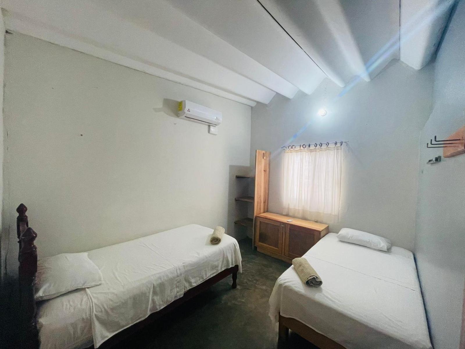 Casa Sixta A 7Min Del Aeropuerto Internacional Pmx Y 2 Cuadras Terminal Autob Ado Hotel Puerto Escondido  Luaran gambar